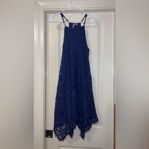 - Dark blue Alya dress